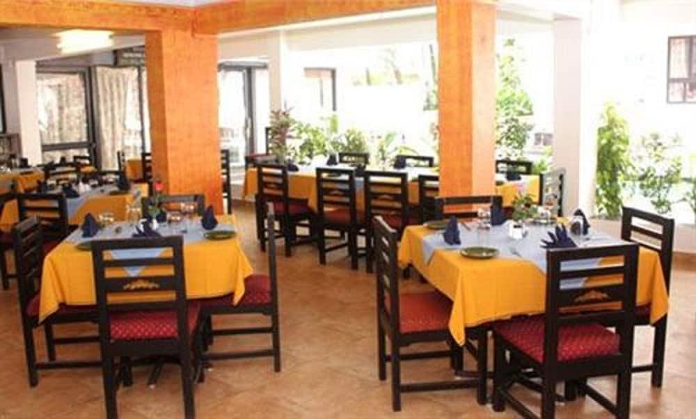 Alor Holiday Resort Calangute Exterior foto